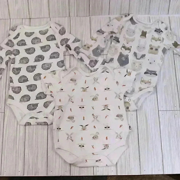 Lot of 3 Cloud Island and Rabbit and Bear bodysuit 3-6/6-9 mos - Picture 1 of 8